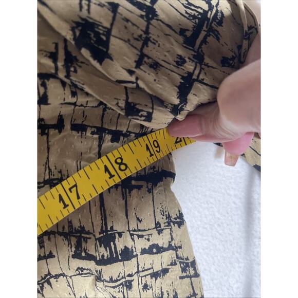 Maeve Anthropologie Tan Black Printed Popover Blouse Top Size Small Split Neck - Picture 6 of 7